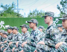 <b>军训纪实丨无惧烈日，成长从军训开始</b>